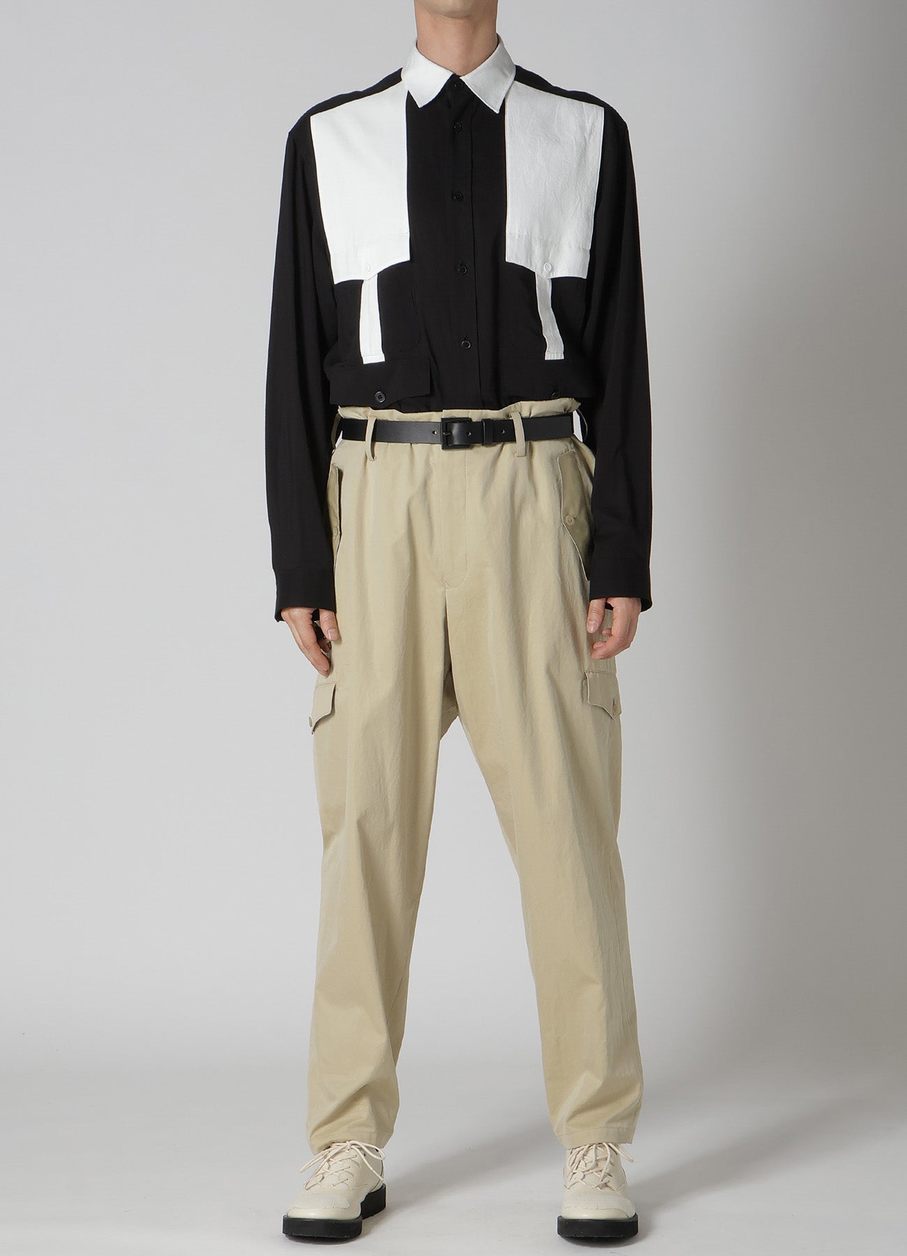 COTTON GABARDINE PANTS WITH FLAP POCKET