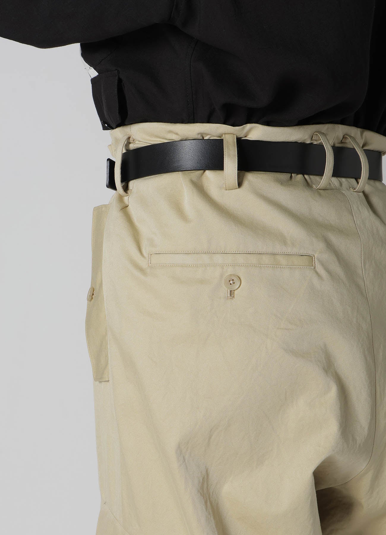 COTTON GABARDINE PANTS WITH FLAP POCKET