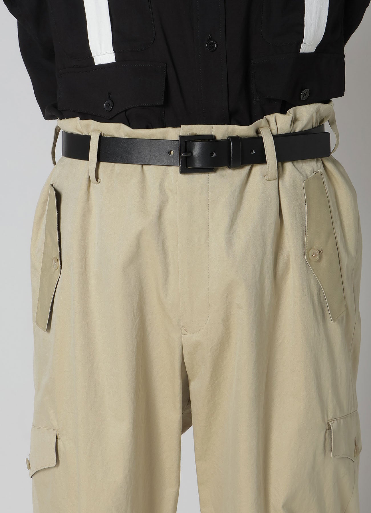 COTTON GABARDINE PANTS WITH FLAP POCKET