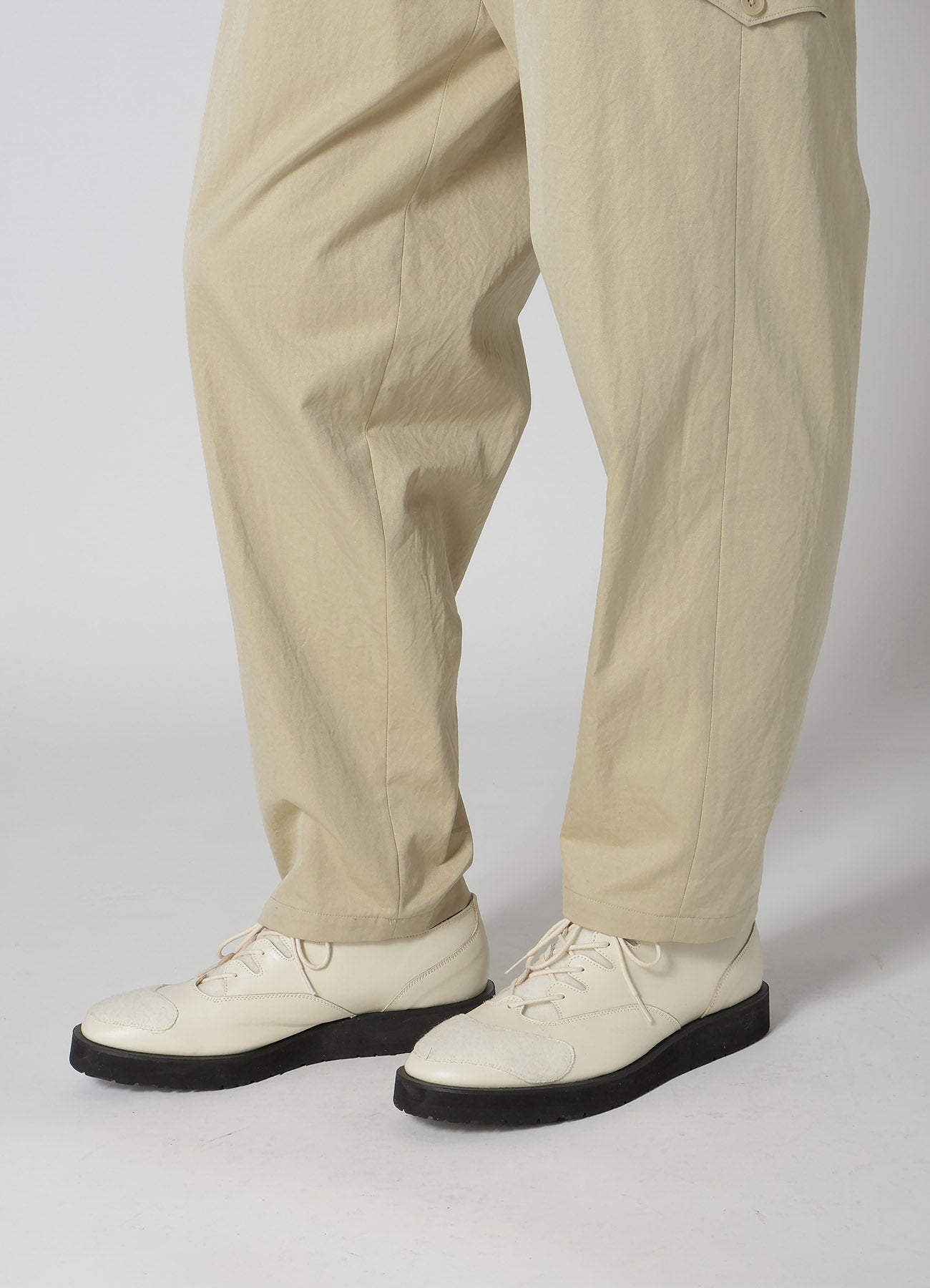 COTTON GABARDINE PANTS WITH FLAP POCKET