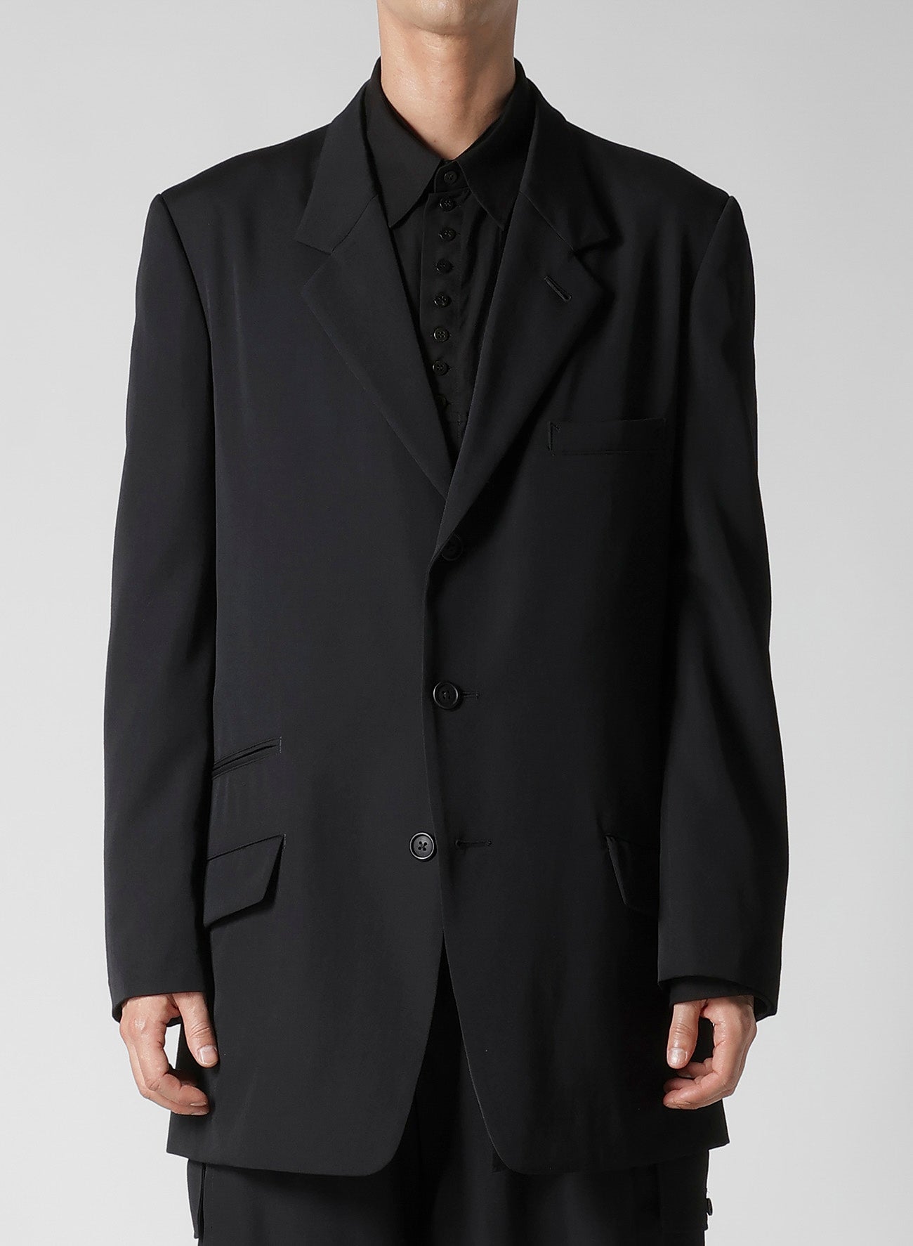 WOOL GABARDINE RIGHT CHANGE POCKET JACKET