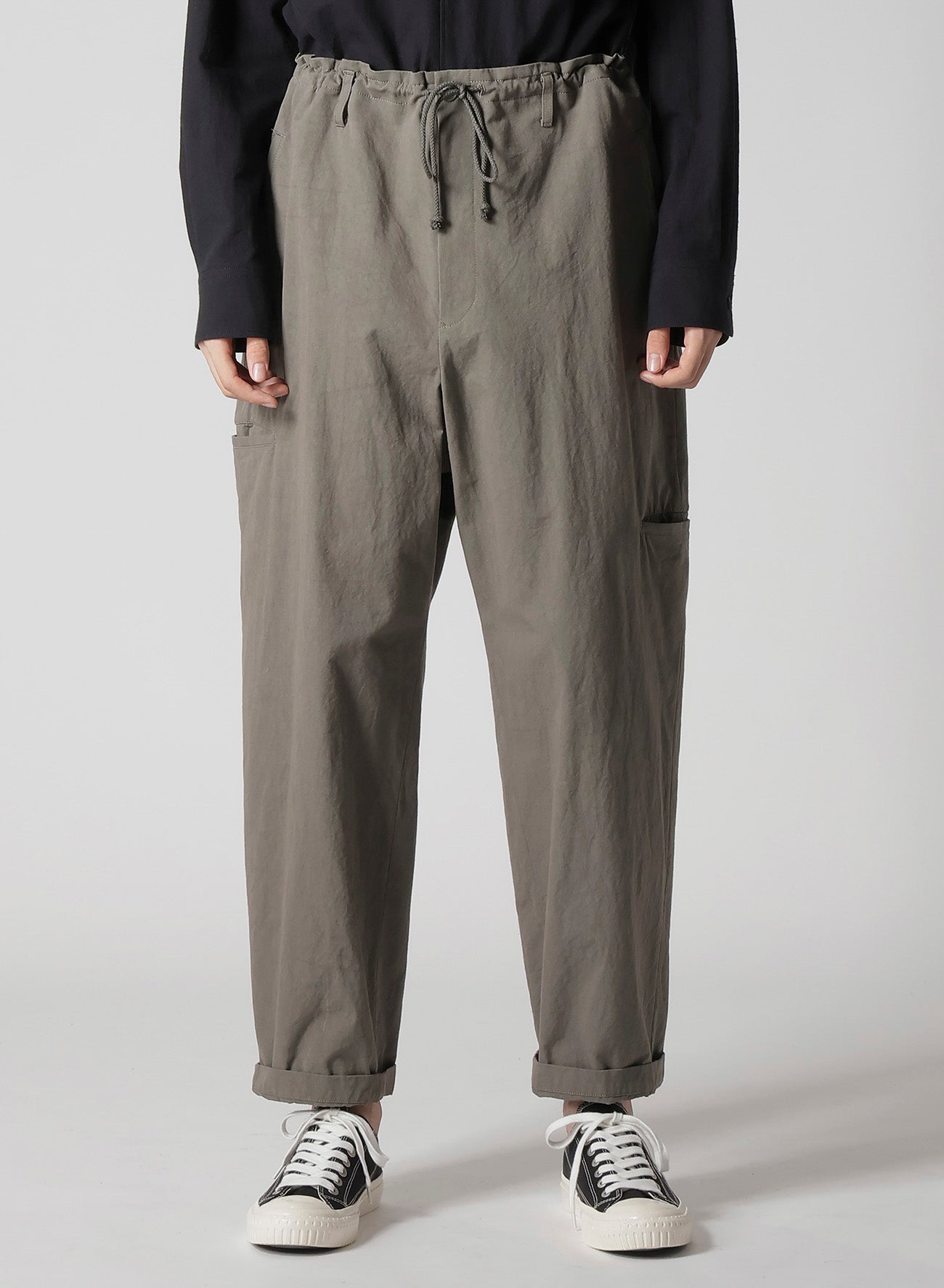 【1/11 10:00(JST) Release】COTTON POPLIN PANTS WITH RIGHT AND LEFT LEG POCKETS