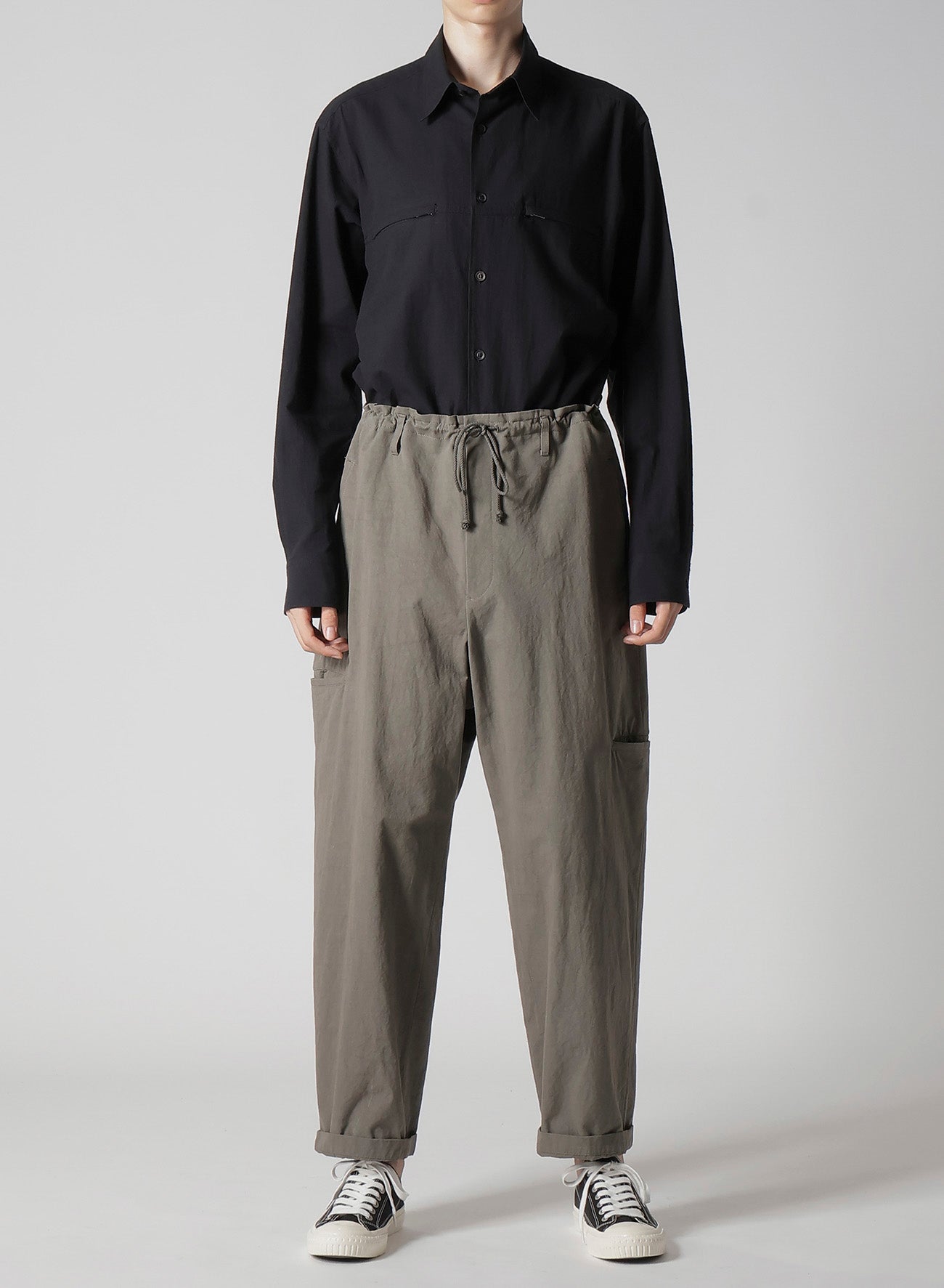 【1/11 10:00(JST) Release】COTTON POPLIN PANTS WITH RIGHT AND LEFT LEG POCKETS