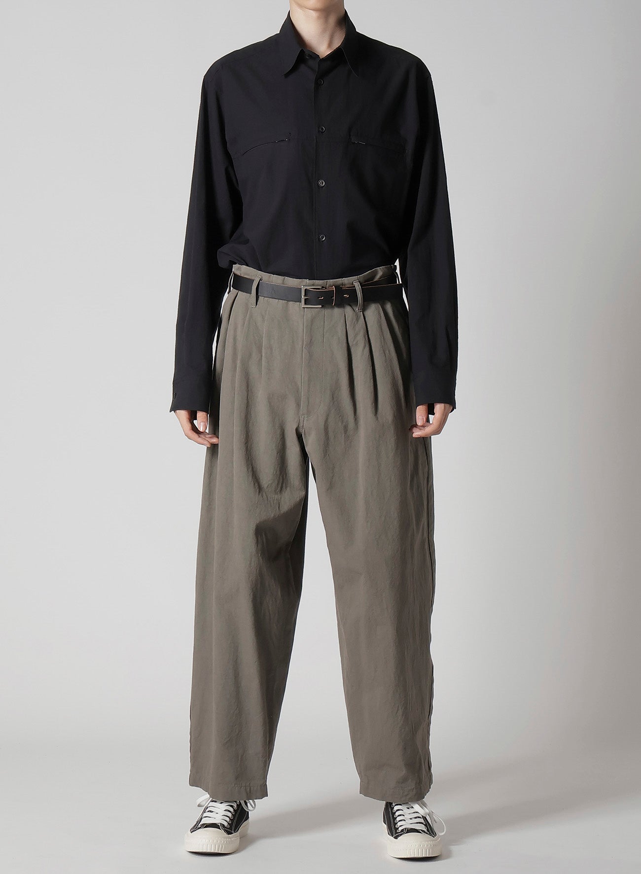 【1/11 10:00(JST) Release】COTTON POPLIN PANTS WITH SIDE TAPE DETAIL