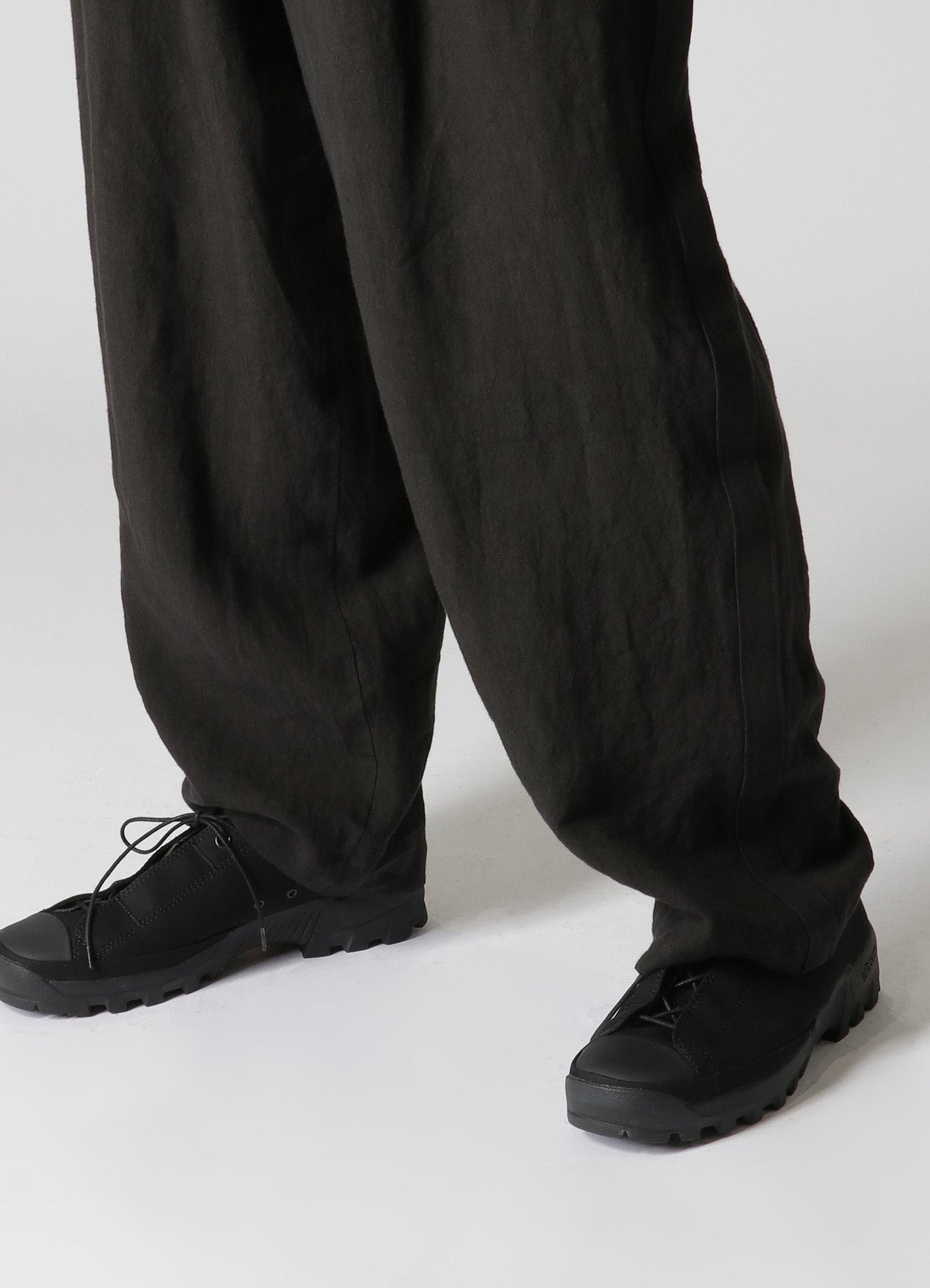 40 LINEN SIDE TAPE PANTS