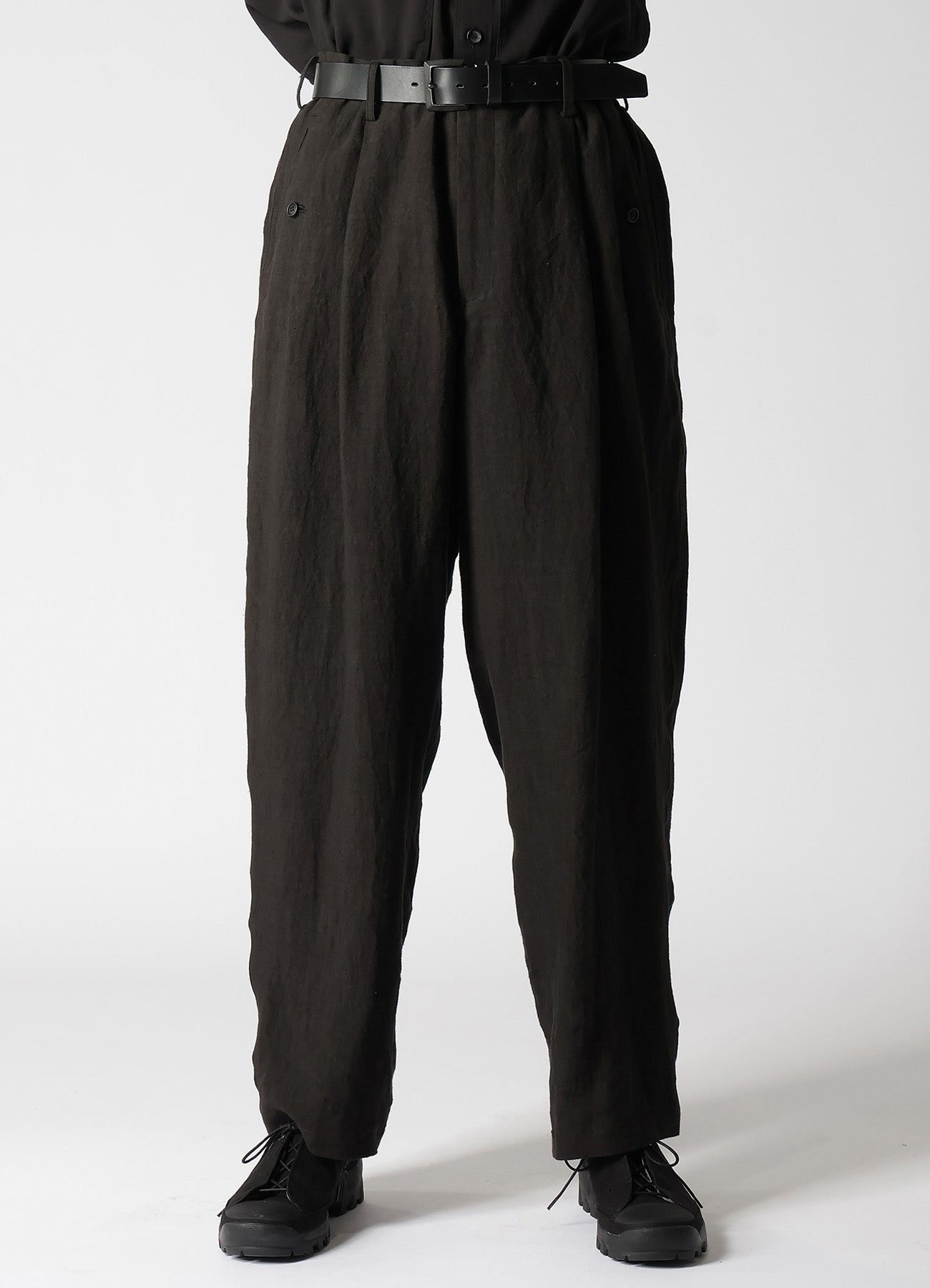 40 LINEN TRIPLE STITCH PANTS