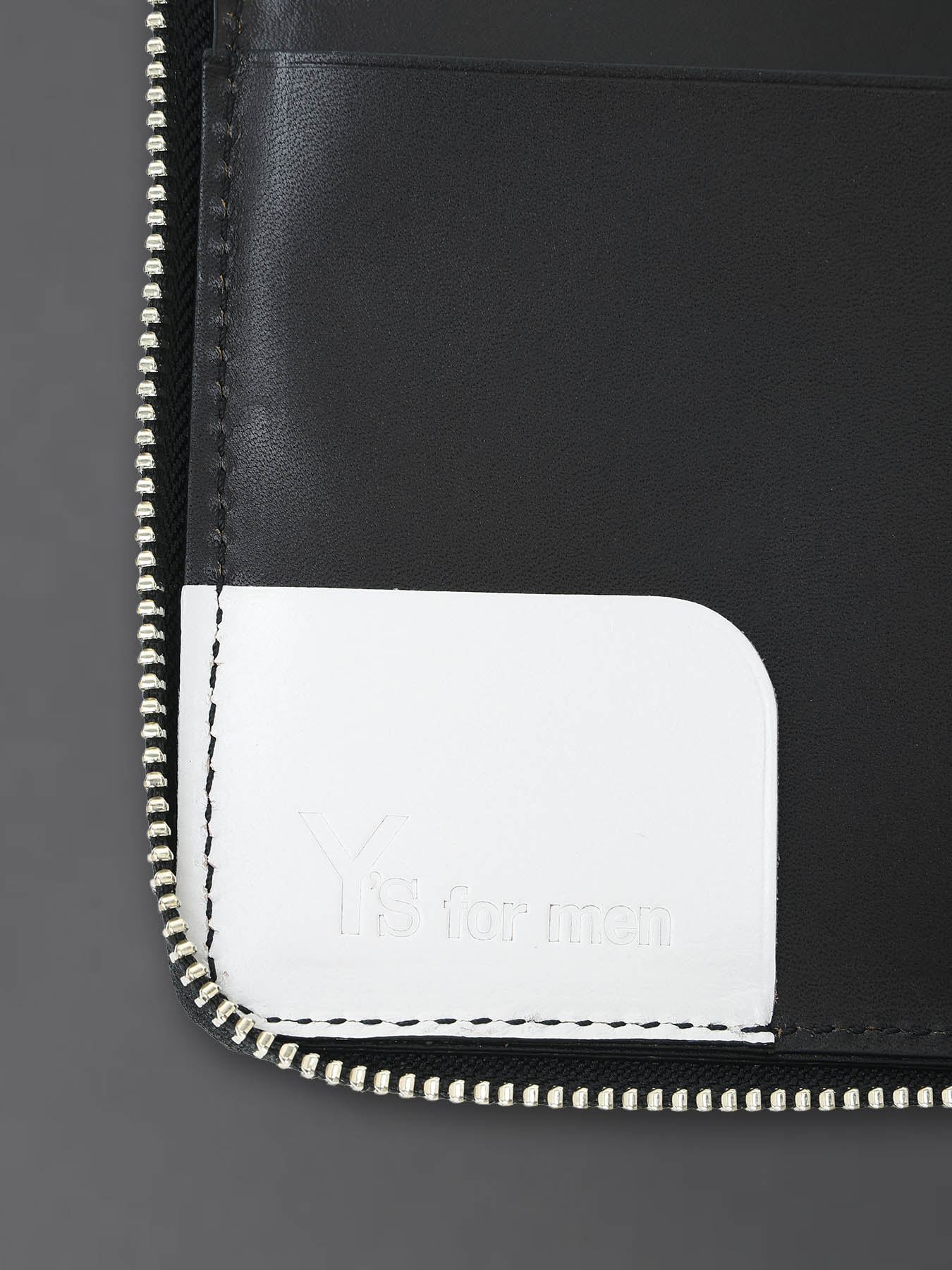 LEATHER ZIP WALLET – THE SHOP YOHJI YAMAMOTO