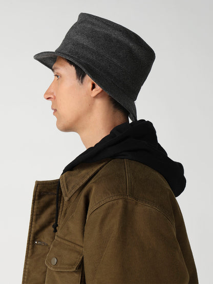 BUCKET HAT