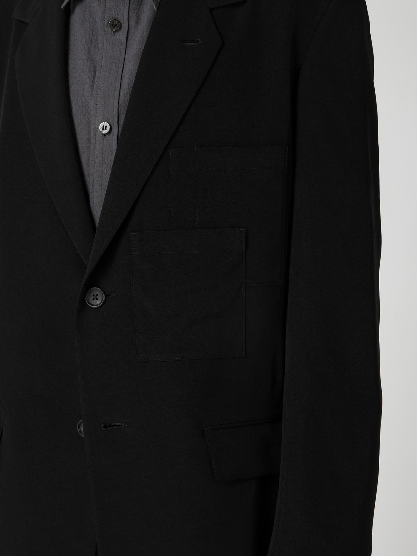 TA TUXEDO LAYERED-POCKET JACKET