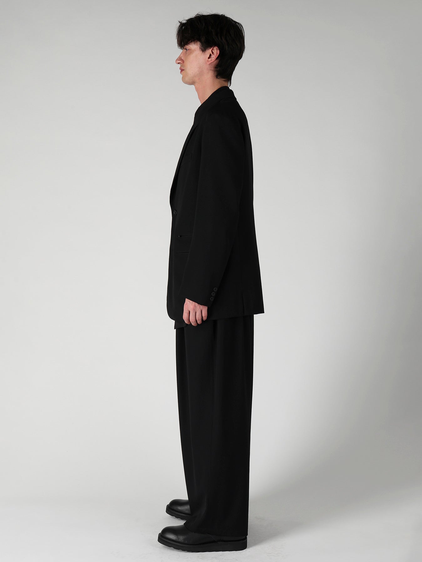 WOOL GABARDINE LEFT AND RIGHT CHANGE POCKET JACKET