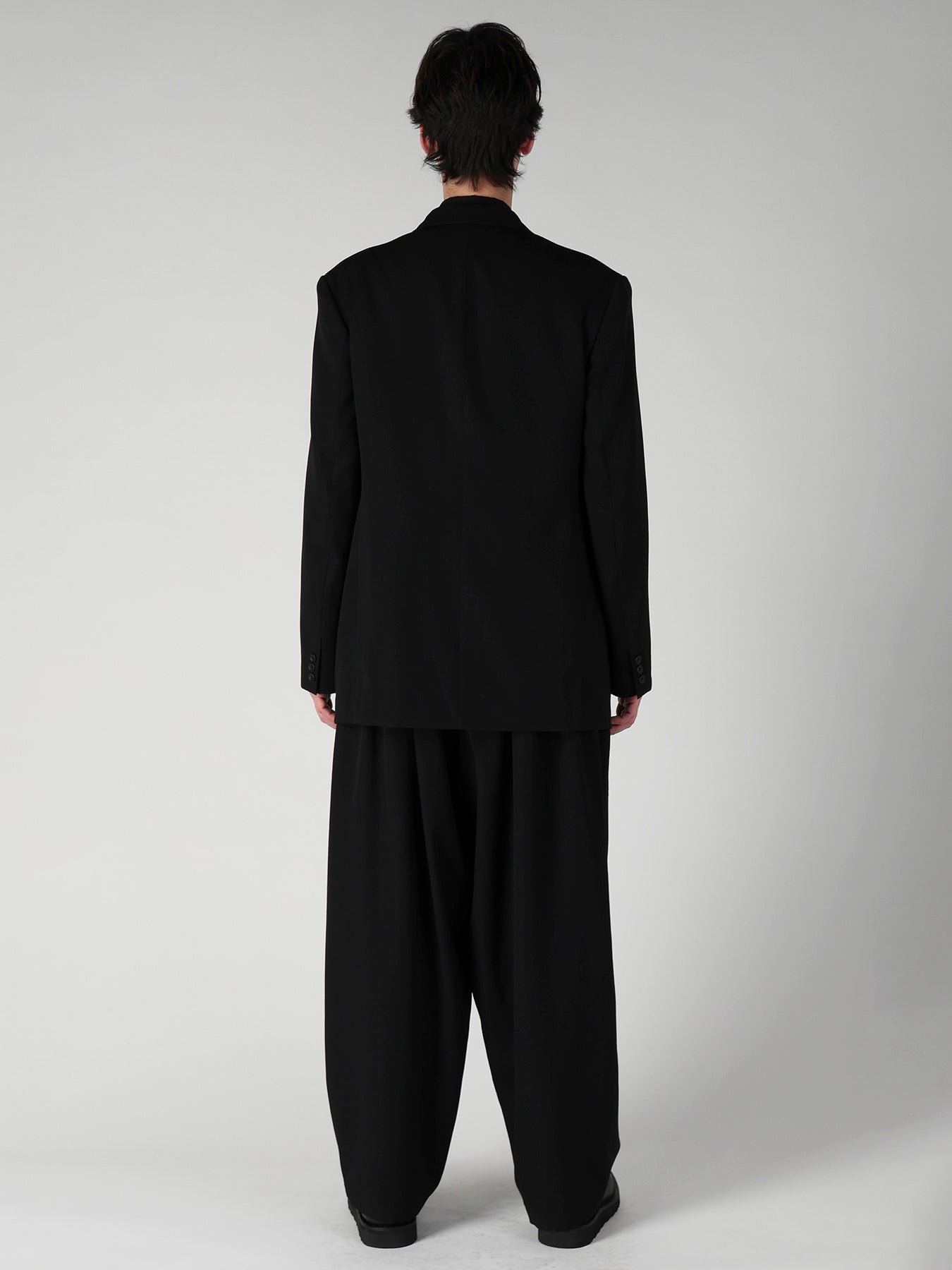 WOOL GABARDINE LEFT AND RIGHT CHANGE POCKET JACKET