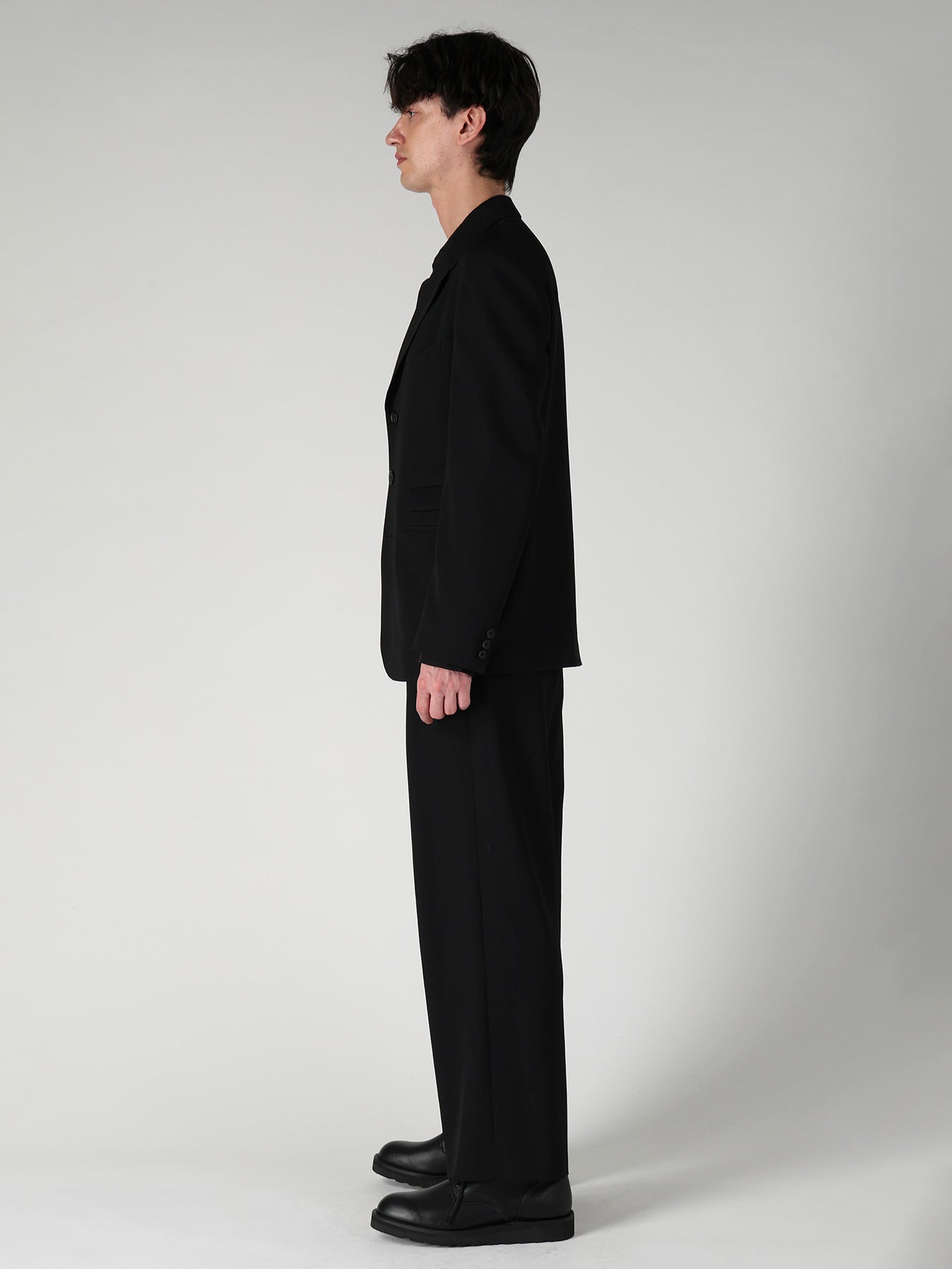 WOOL GABARDINE 3-BUTTON JACKET