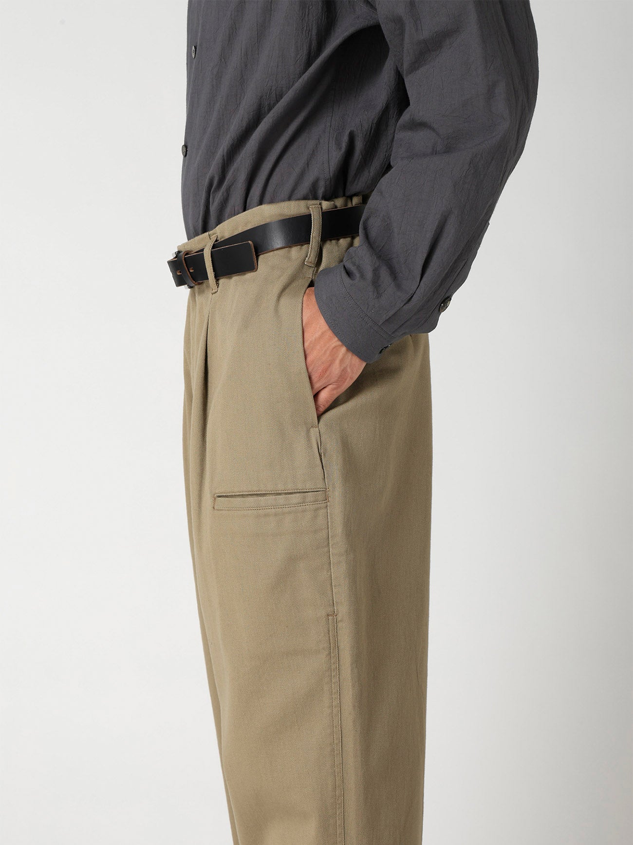 SPOTTED KATSURAGI OUTSIDE TUCK PANTS