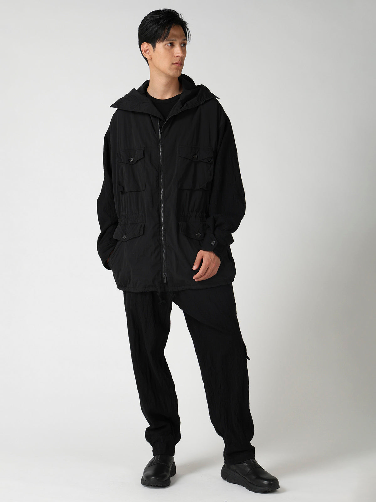 BRIM-DETAIL HOODED BLOUSON