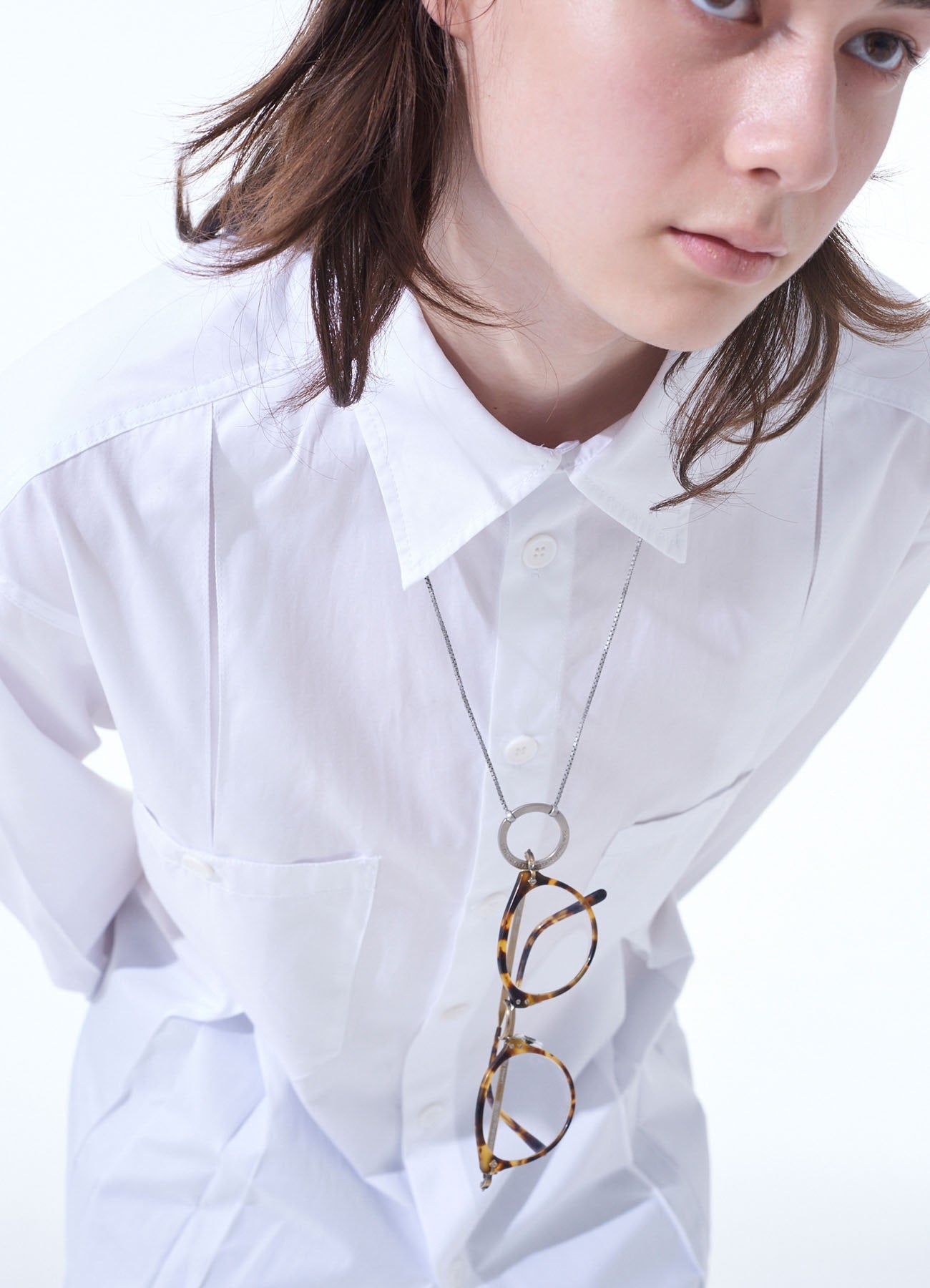 BRASS GLASSES HOLDER NECKLACE