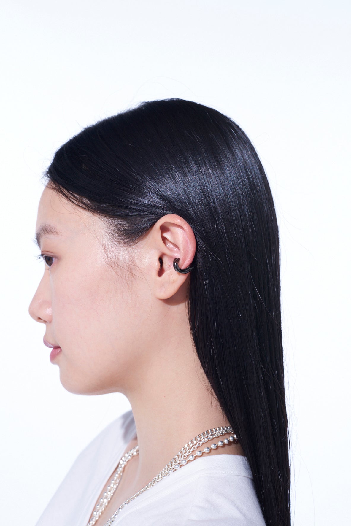 BRASS CURVED CHAIN EAR CUFF