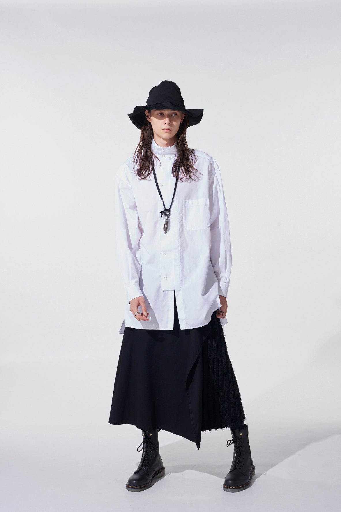 COTTON BROAD MULTI-BUTTONED SLEEVES STAND COLLAR SHIRT