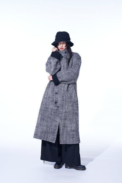 HERRINGBONE TWEED STAND COLLAR COAT