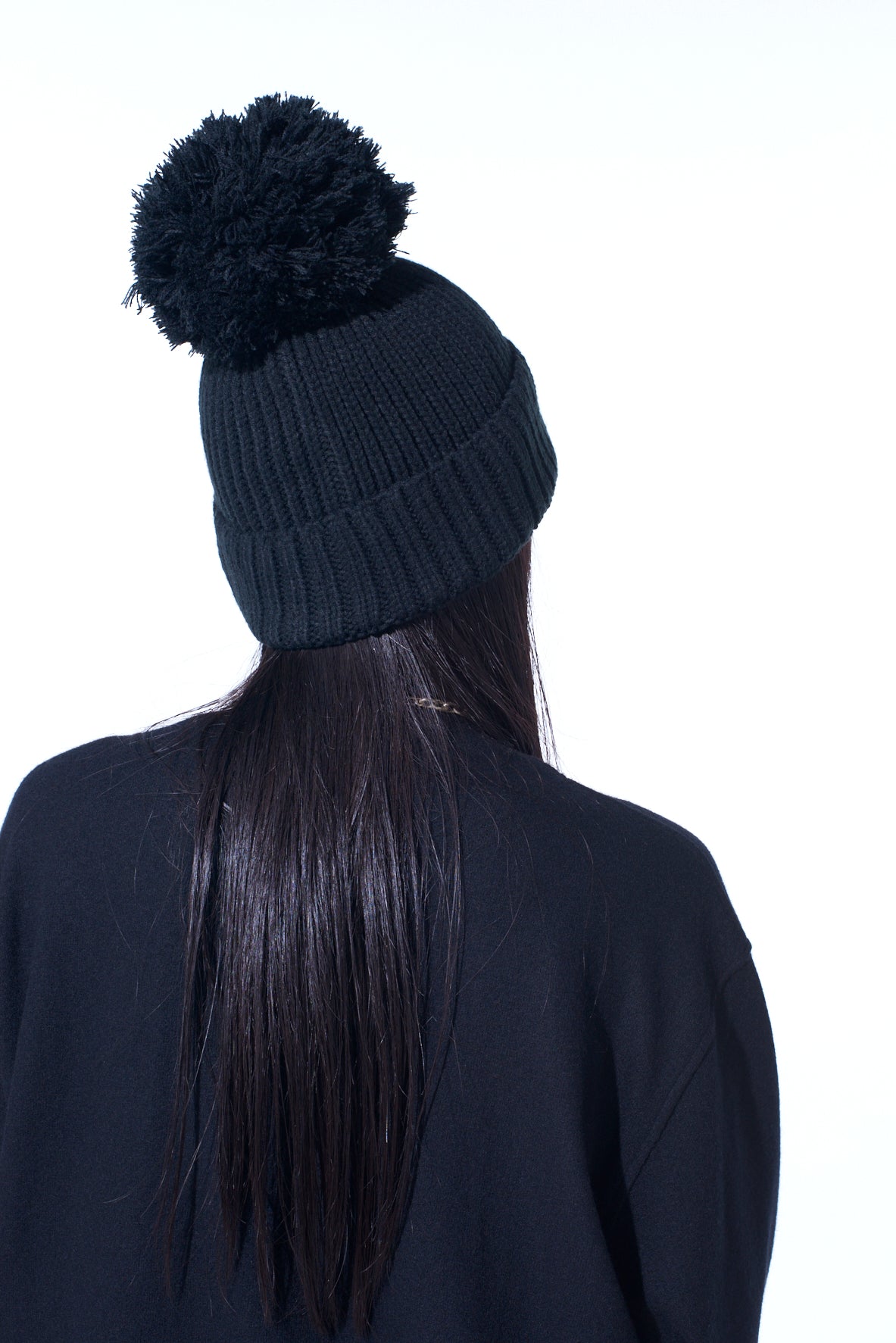 POM-POM KNIT CAP