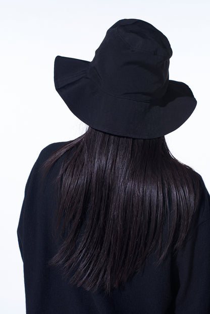 CREPE de CHINE LONG BRIM HAT