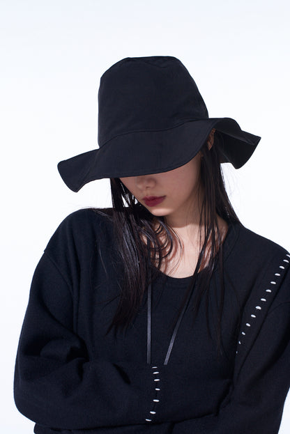 CREPE de CHINE LONG BRIM HAT