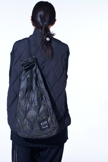 【S'YTE X TAION】DAHLIA CAMOUFLAGE QUILTED DOWN 2WAY MINI BONSACK