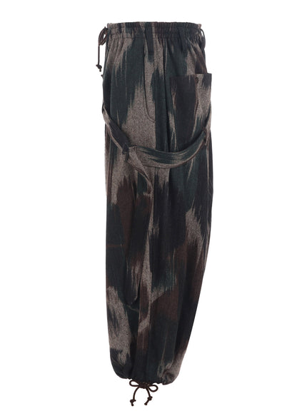 CAMOUFLAGE TWEED BELTED BALLOON SAROUEL PANTS