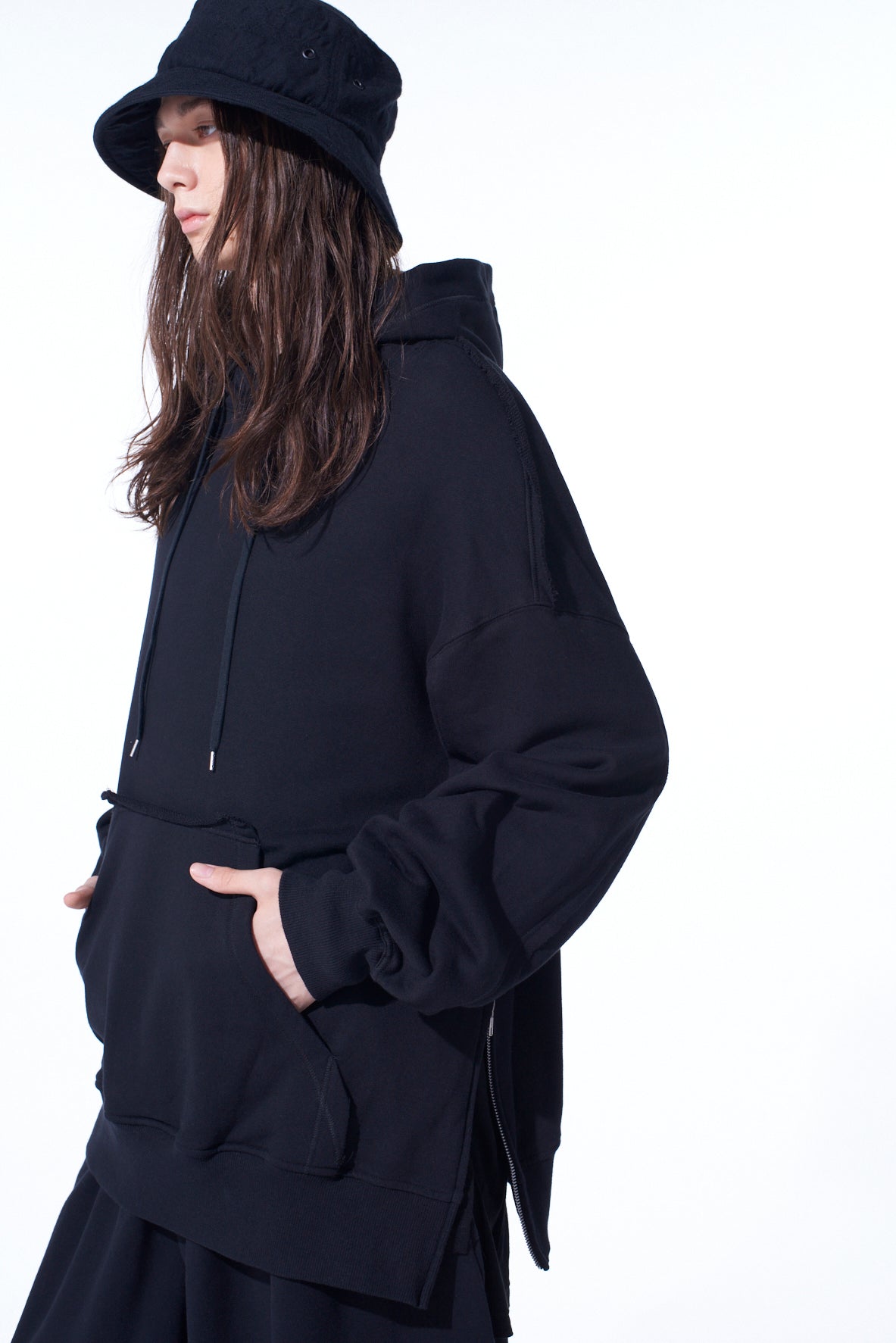 FRENCH TERRY SIDE ZIP HOODIE