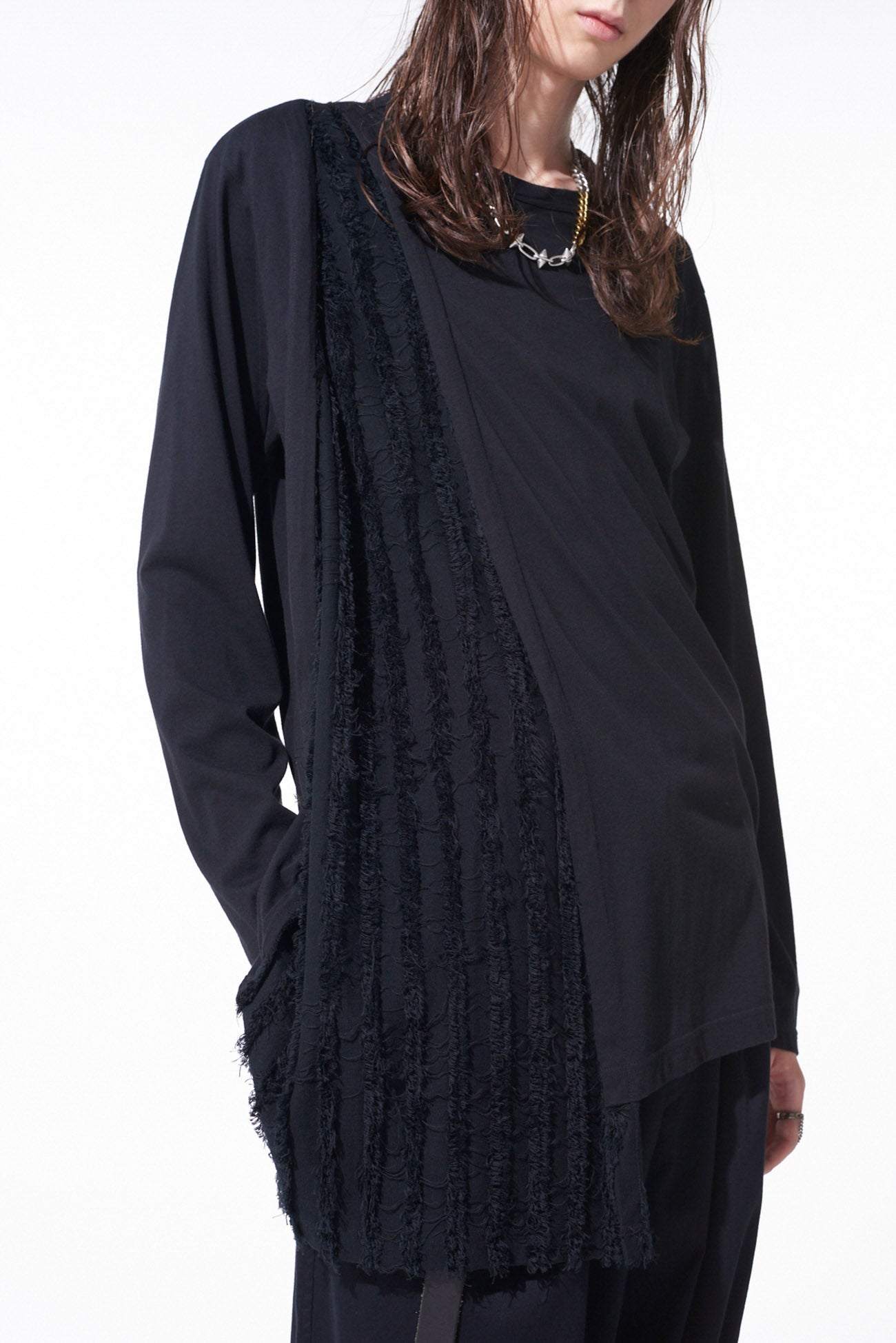 JACQUARD FRINGE STRIPE ASYMMETRICAL LONG-SLEEVED T-SHIRT