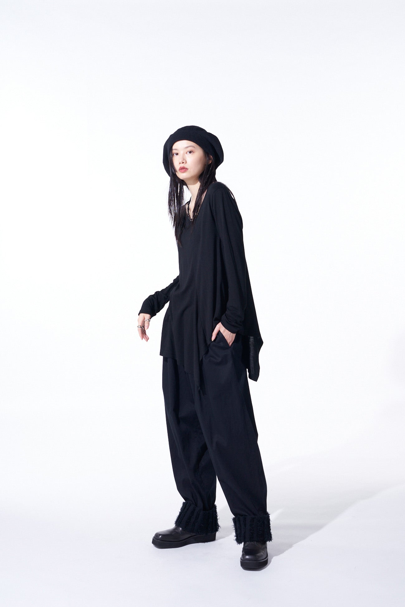 RAYON JERSEY DECONSTRUCTED ASYMMETRICAL LONG-SLEEVED T-SHIRTS