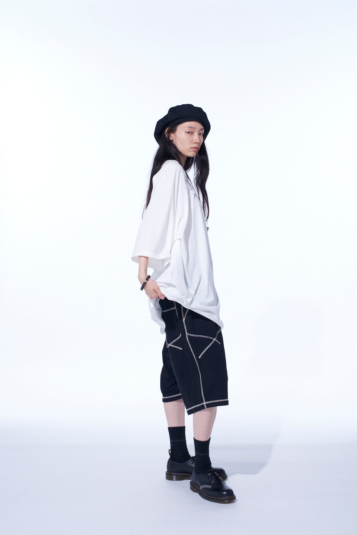 SOFT JERSEY BACK CENTER STITCH OVERSIZED RAGLAN SLEEVE T-SHIRT