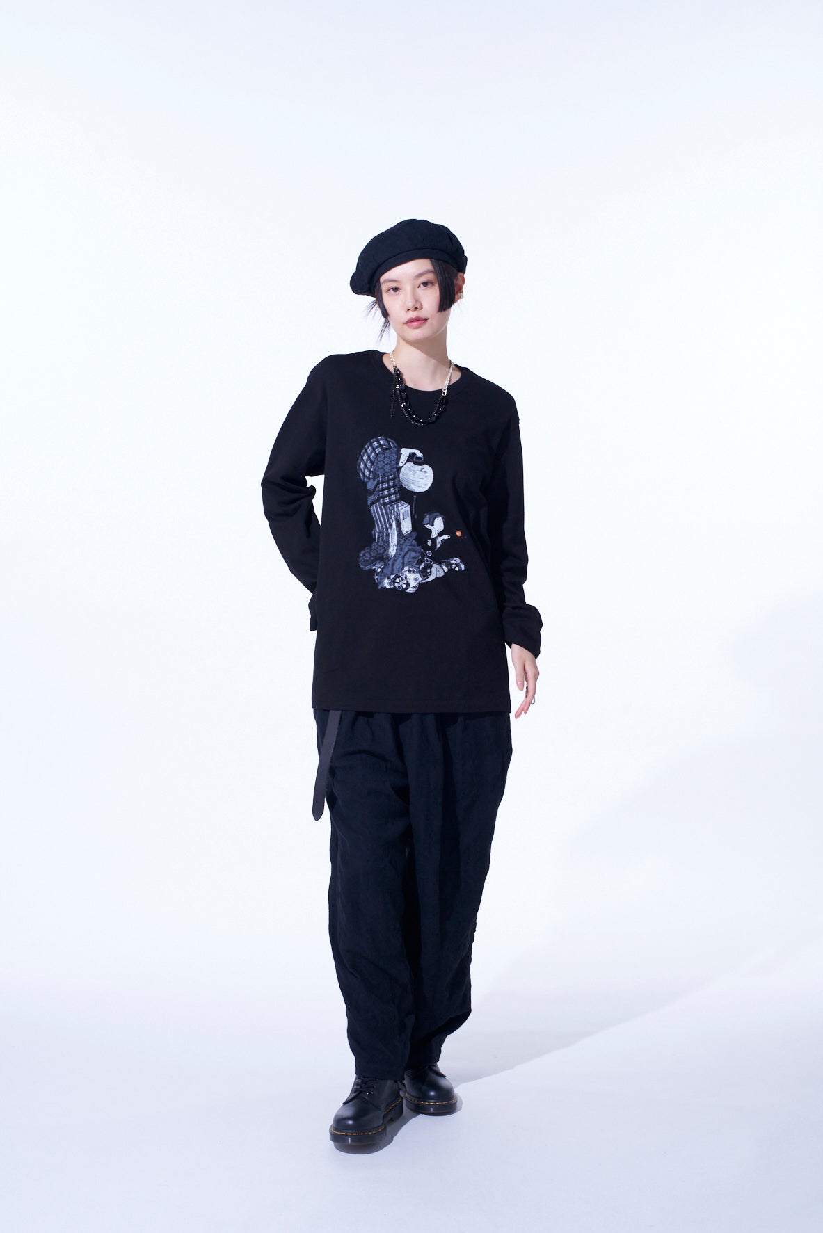 "FLOWERS AND LANTERNS" UKIYO-E GRAPHIC LONG-SLEEVED T-SHIRT