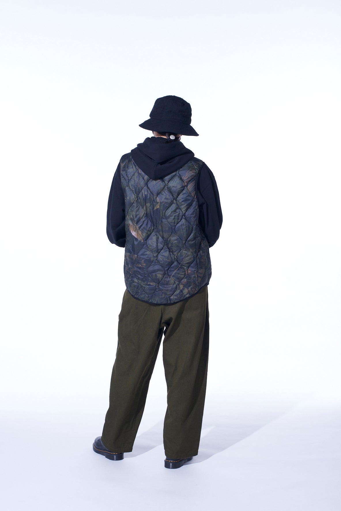 【12/5 12:00 Release】【S'YTE X TAION】DAHLIA CAMOUFLAGE QUILTED DOWN VEST