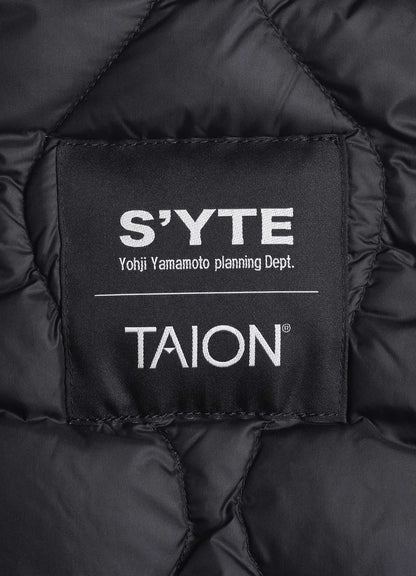 【12/5 12:00 Release】【S'YTE X TAION】DAHLIA CAMOUFLAGE QUILTED DOWN VEST