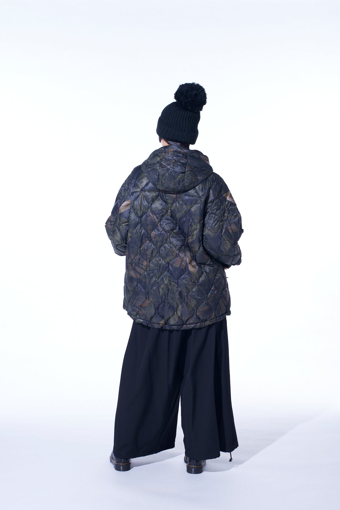 【S'YTE X TAION】DAHLIA CAMOUFLAGE QUILTED DOWN PARKA