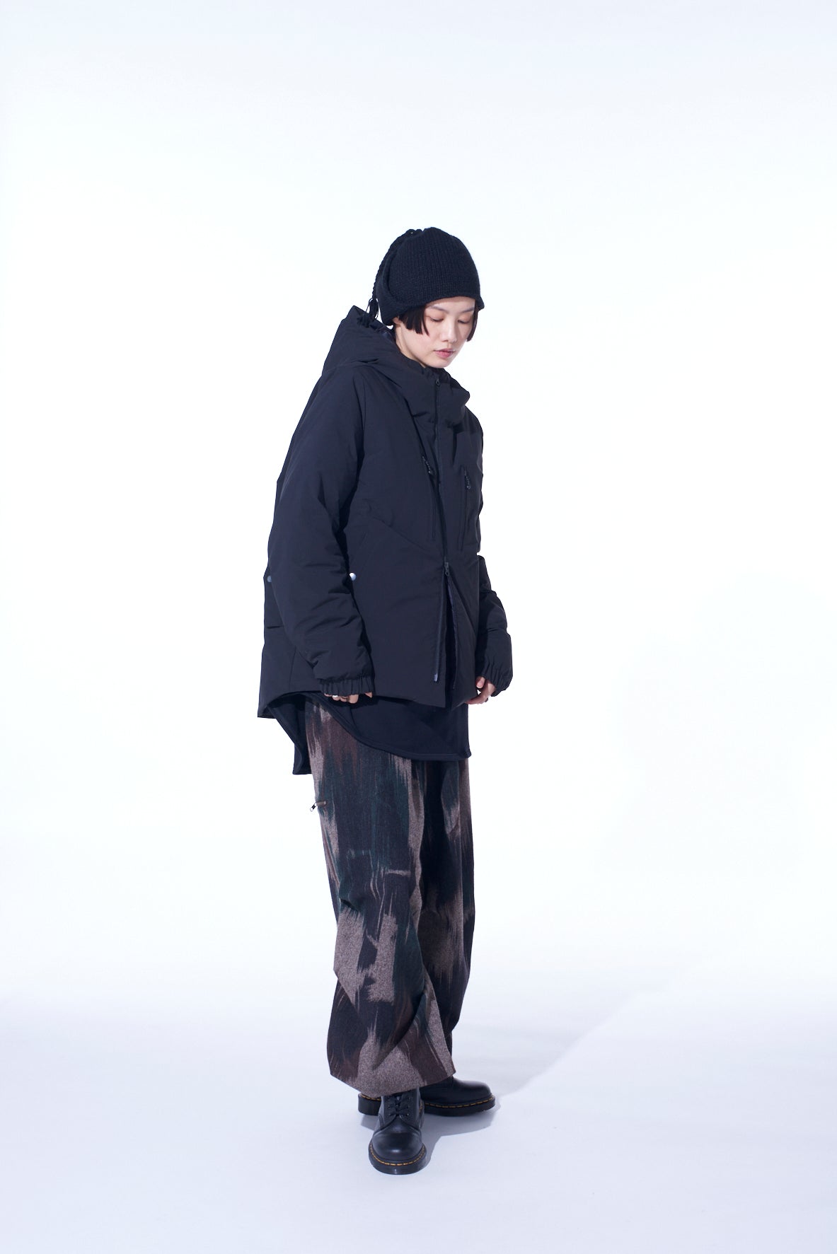 【S'YTE X TAION】STITCHLESS HOODED DOWN JACKET