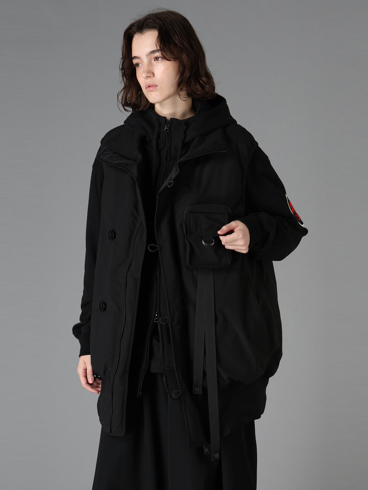 S'YTE X TAION REVERSIBLE UTILITY POUCH DOWN VEST