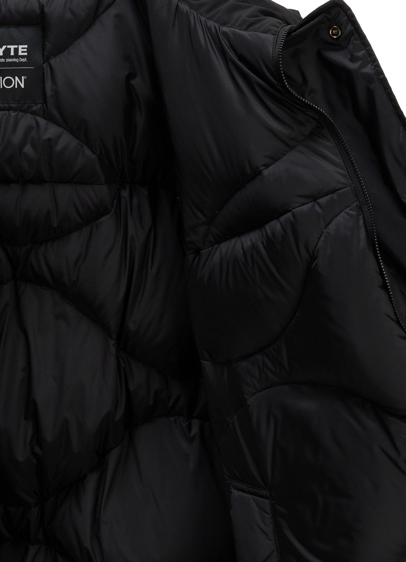 S'YTE X TAION REVERSIBLE UTILITY DOWN JACKET – THE SHOP YOHJI YAMAMOTO