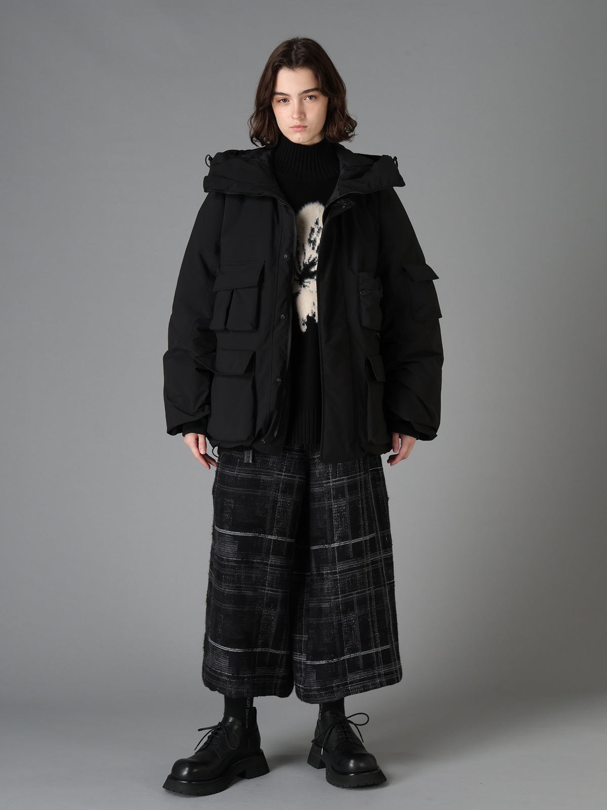 S'YTE X TAION REVERSIBLE UTILITY DOWN JACKET