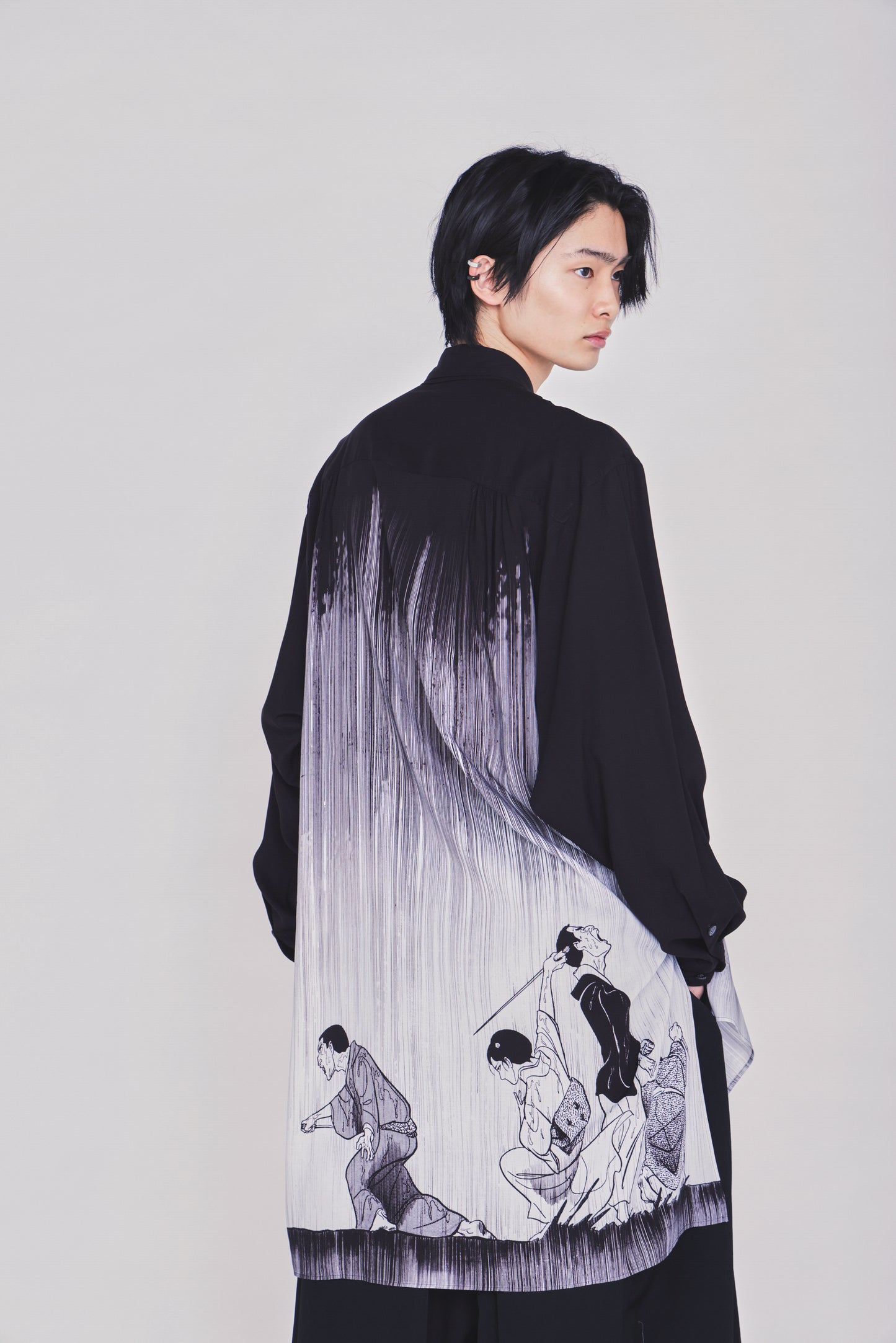 S'YTE X KAZUO KAMIMURA-LADY SNOWBLOOD NARRATIVE PRINT LONG SHIRT