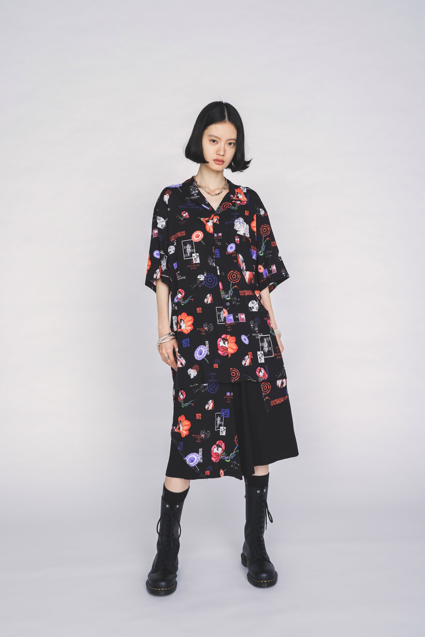 S'YTE X KAZUO KAMIMURA-ICONIC CHARACTER ALL-OVER PRINT SHORT PANTS