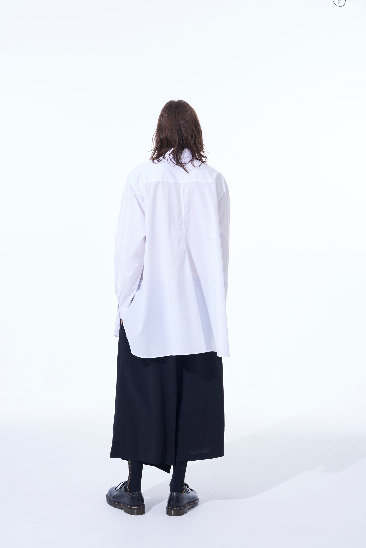 COTTON BROAD CLOTH SHIRT WITH BACK DRAPE DETAIL