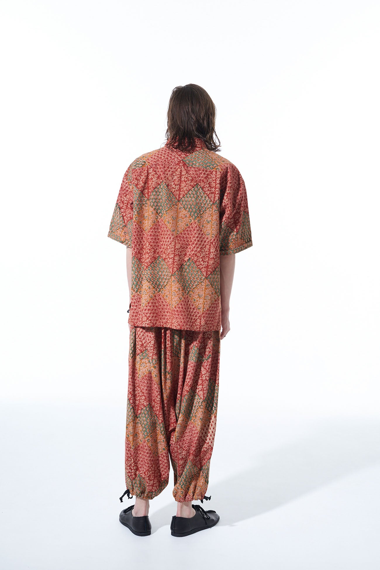 INDIAN BLOCK PRINTED BOTANICAL PATTERN SHIRT WITH ROLL-UP HALF SLEEVES