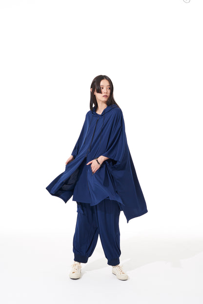 HIGH-GAUGE POLYESTER SMOOTH JERSEY HOODIE PONCHO