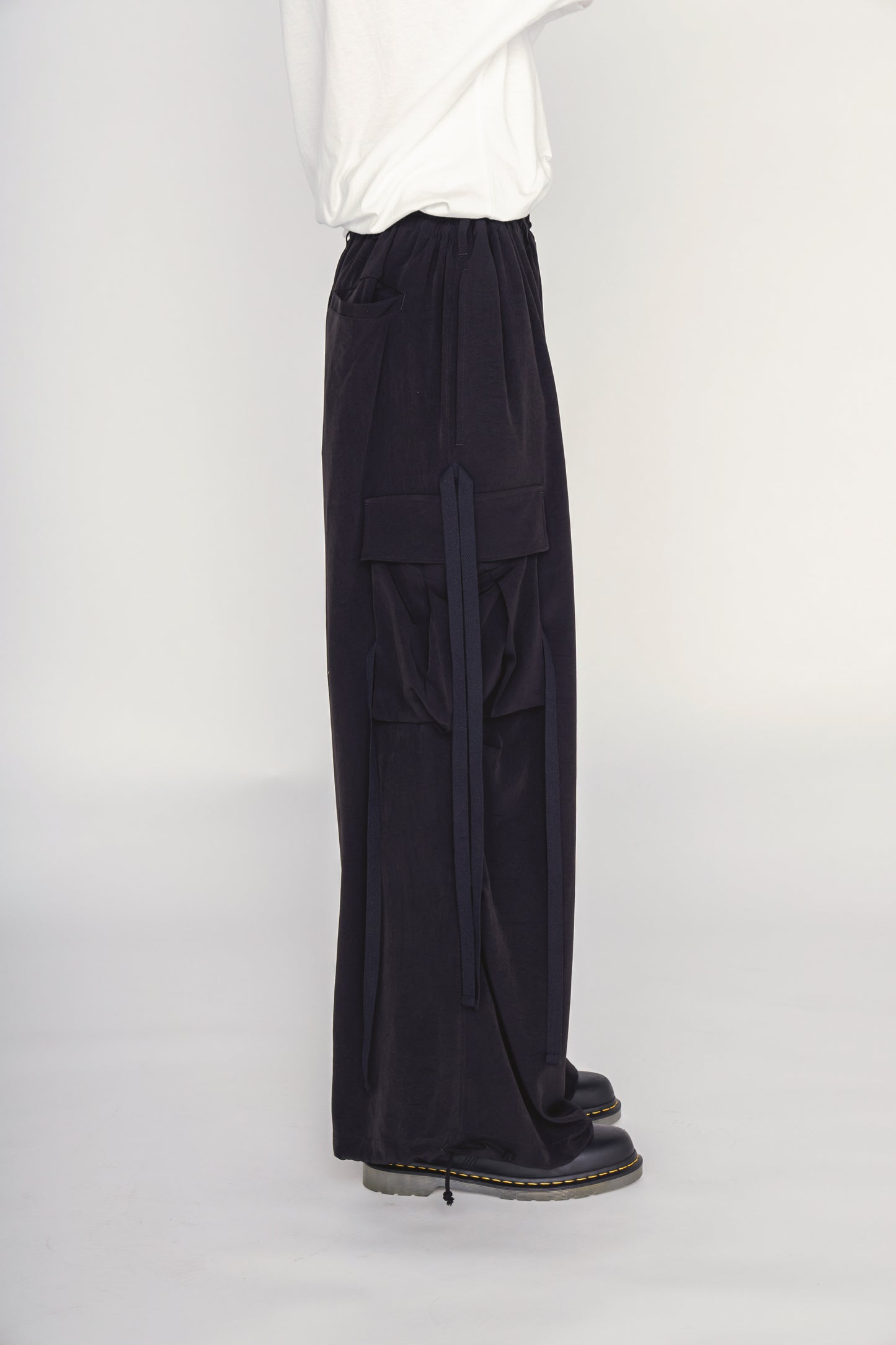 CREPE de CHINE STRAP PANTS