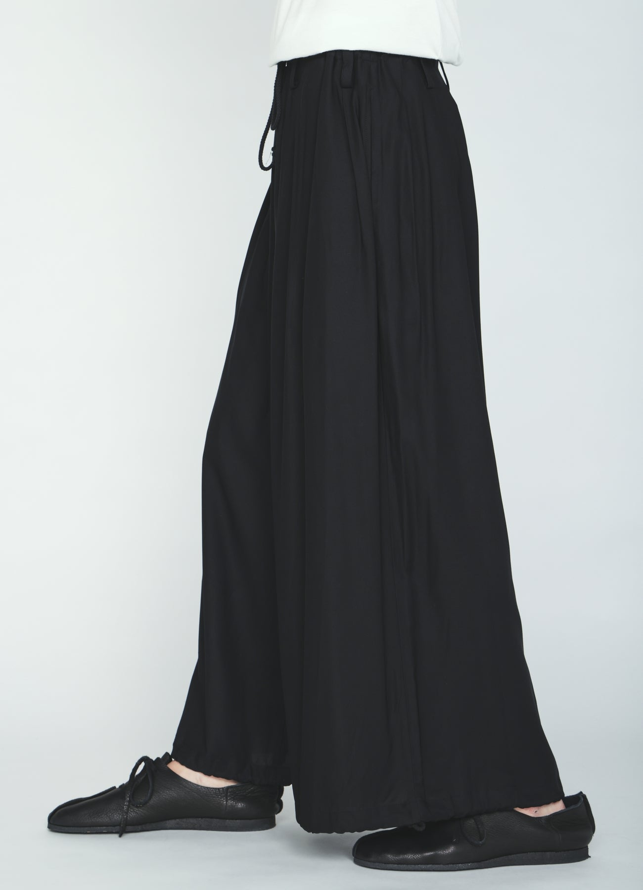 RAYON TWILL BALLOON PANTS