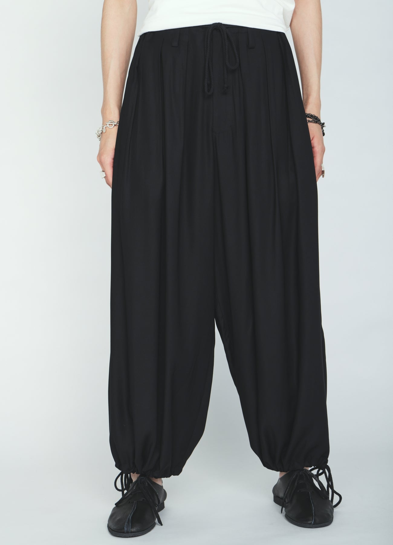 RAYON TWILL BALLOON PANTS