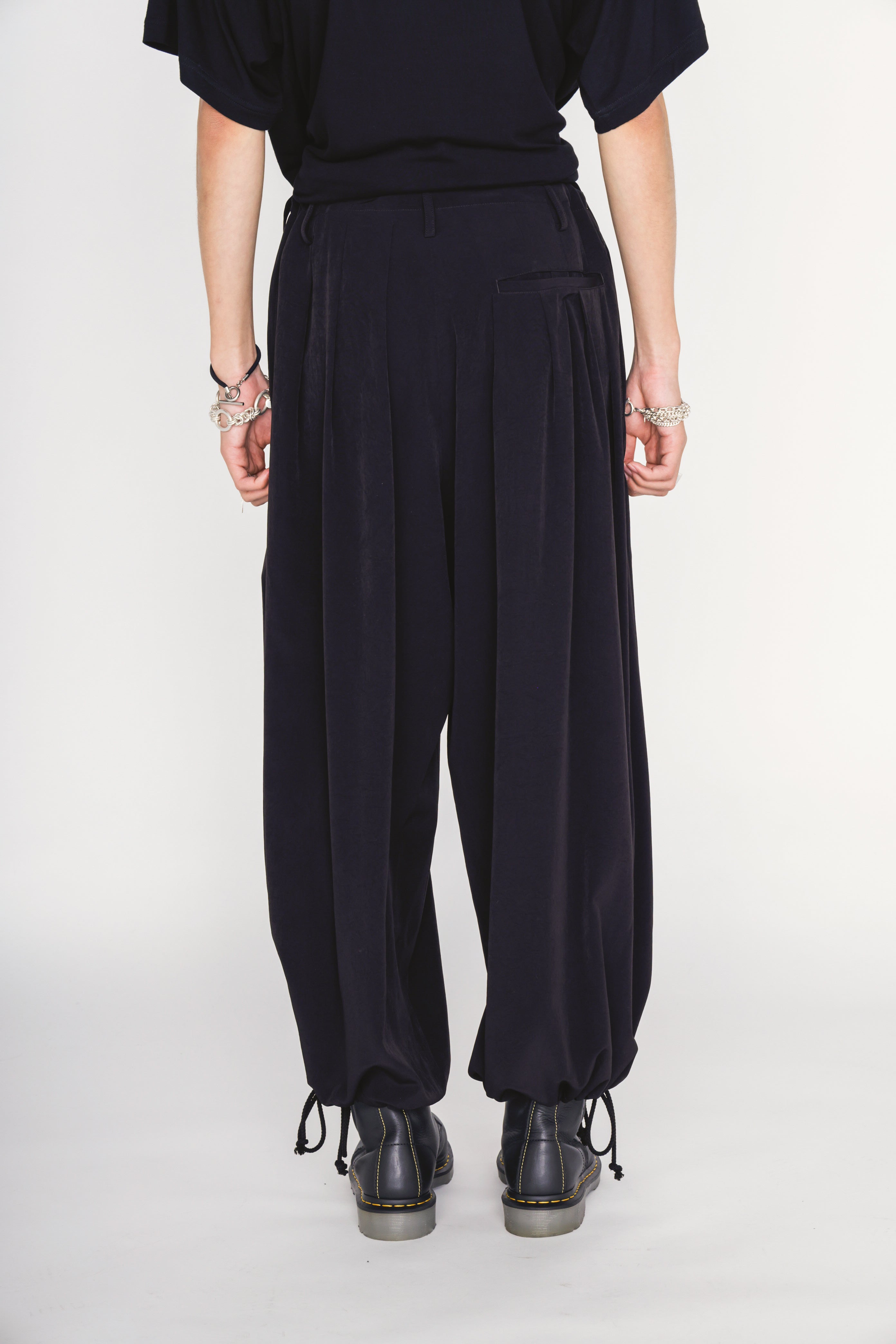 CREPE de CHINE BALLOON PANTS – THE SHOP YOHJI YAMAMOTO
