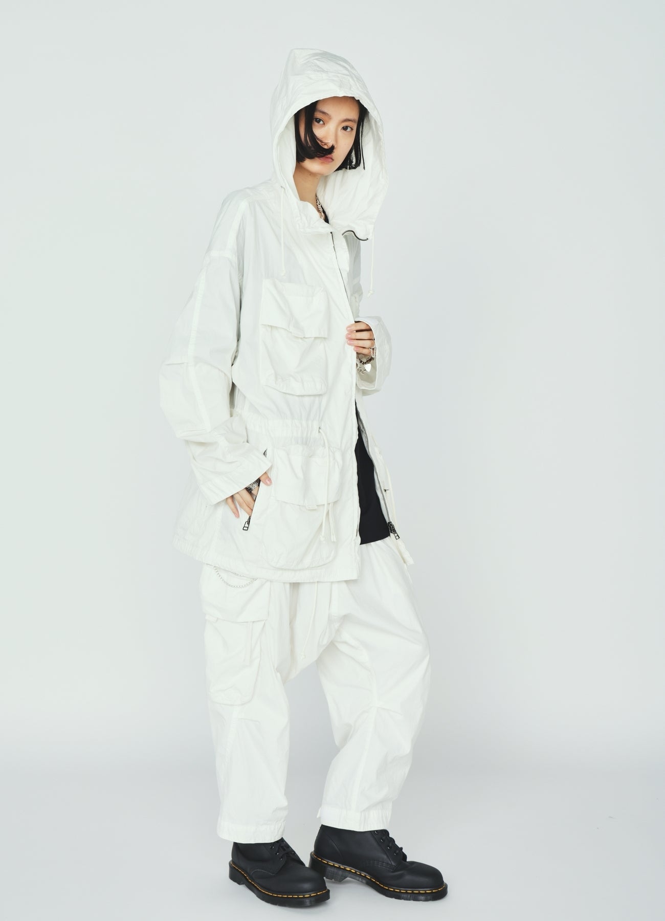COTTON/NYLON WEATHER CLOTH SAROUEL PANTS WITH GUSSETED POCKETS