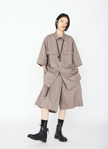 COTTON TYPEWRITER 2-TUCK SHORT PANTS